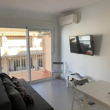 Beachfront Center Apartment Estepona