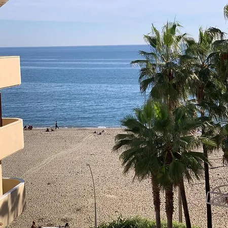 Beachfront Center Apartment Estepona