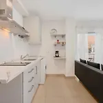 Beachfront Center Appartement