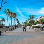 Beachfront Center Appartement *